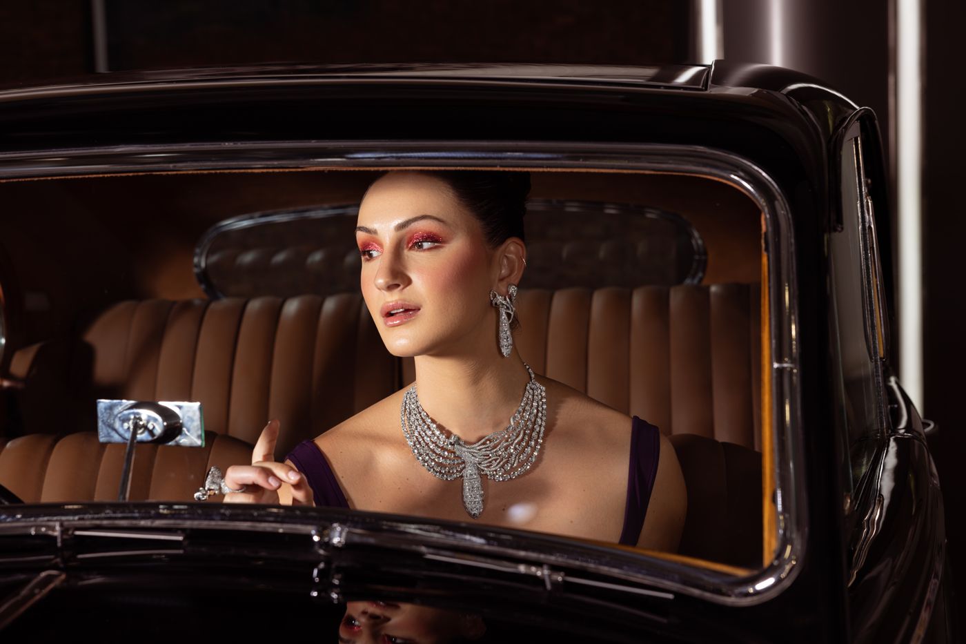 necklace close